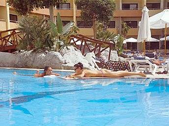  Barcelo Riviera Resort & Spa
