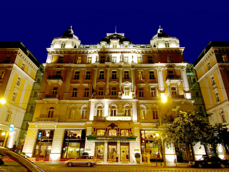  Corinthia Grand Hotel Royal
