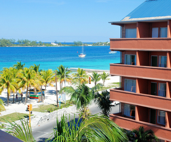  Nassau Palm Resort