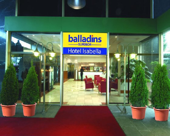  Balladins Superior Hotel Isabel
