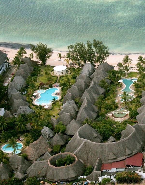  Coral Key Beach Resort