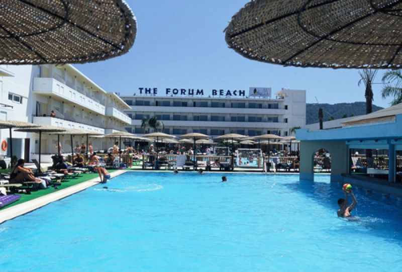  Forum Beach