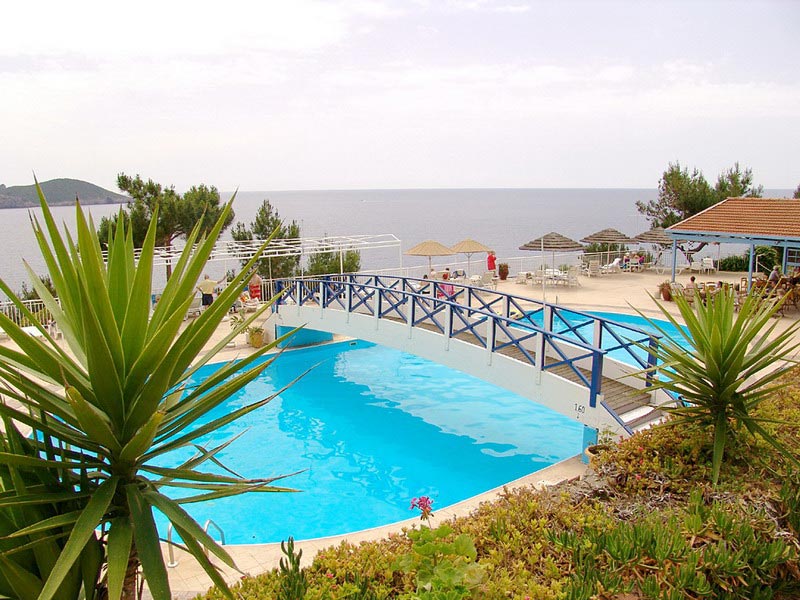  Akrotiri Beach Hotel