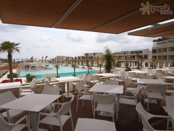  Avra Imperial Beach Resort & Spa