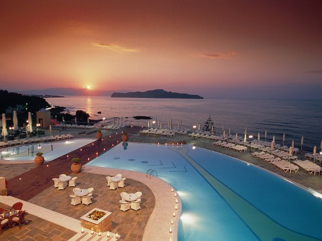  Panorama Hotel & Resort