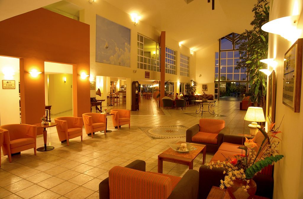  Minos Hotel