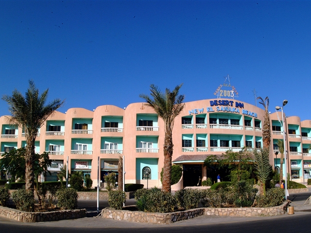  El Samaka Desert Inn