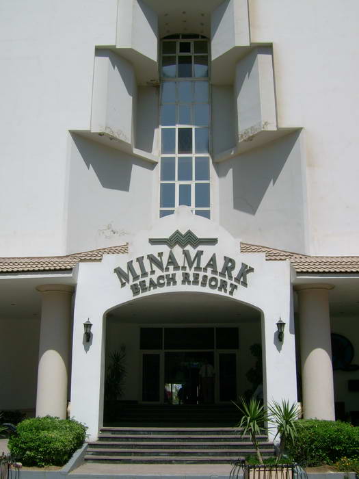  Minamark Beach Resort