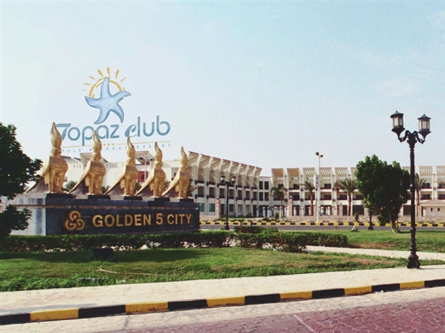  Golden Five Topaz Hotel