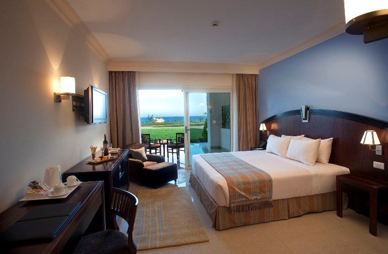  Stella Di Mare Sharm Beach Hotel & Spa 5*
