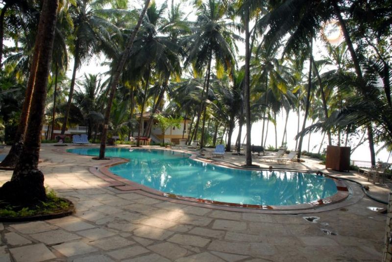  Bambolim Beach Resort