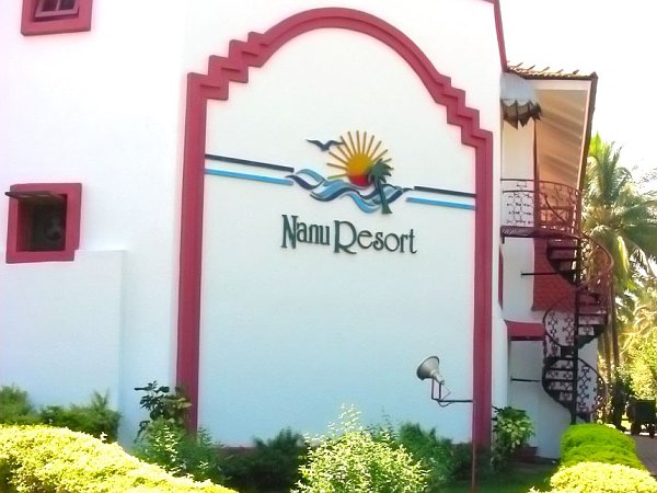  Nanu Beach Resort  South Goa