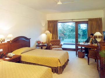  Holiday Inn Agra