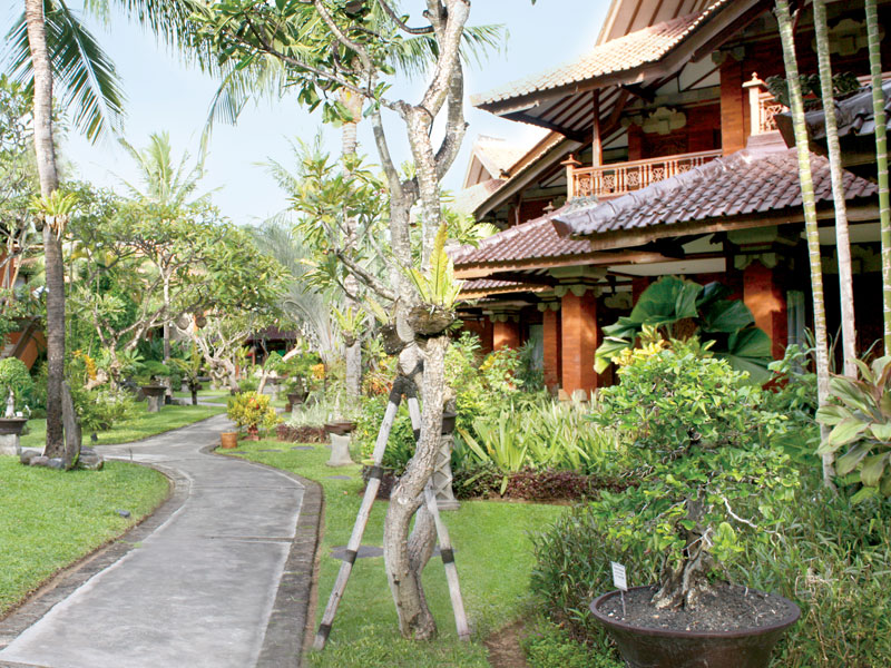  Keraton Jimbaran Resort