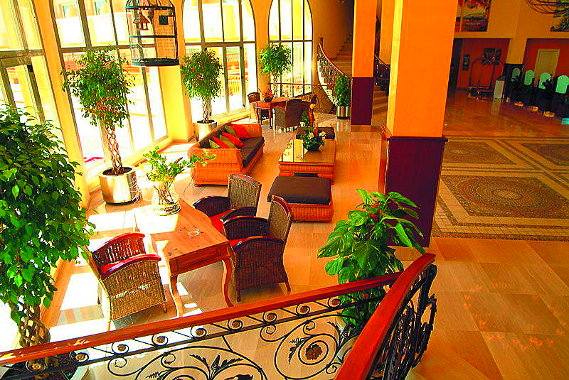  Gran Hotel La Hacienda