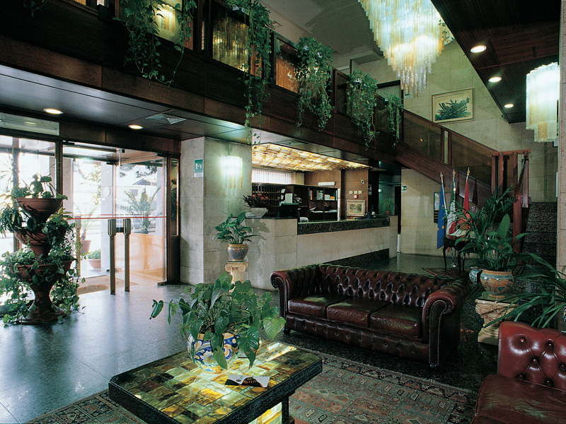  President Hotel