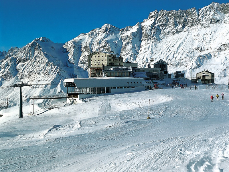  Ski Club Lo Stambecco (Cervinia)
