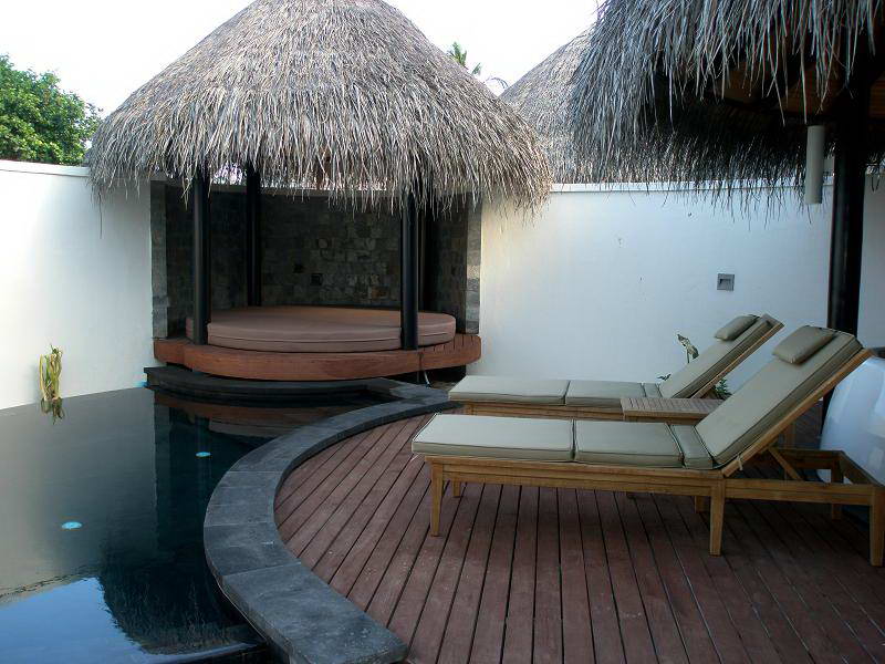  Hilton Maldives Iru Fushi Resort & Spa