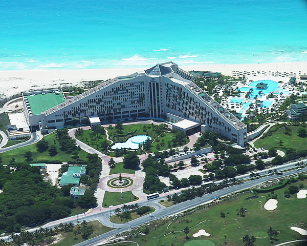  Hilton Cancun