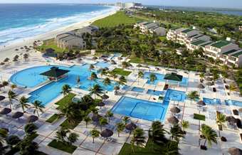  Hilton Cancun
