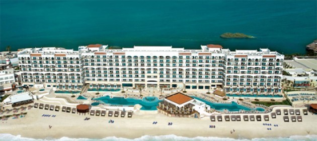  The Royal Cancun