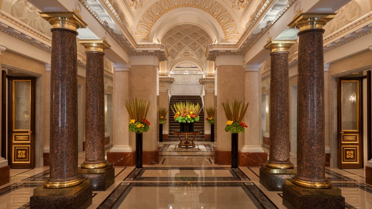  Four Seasons Hotel Lion Palace St. Petersburg 5*