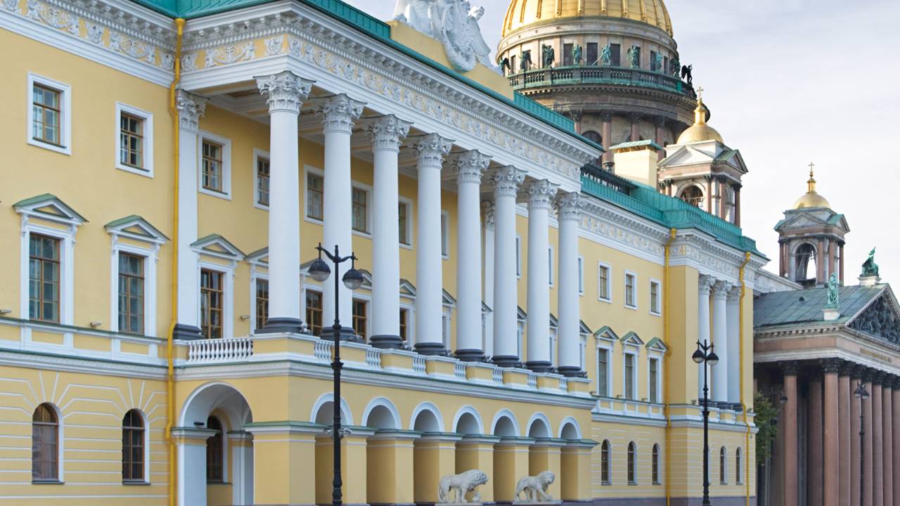  Four Seasons Hotel Lion Palace St. Petersburg 5*