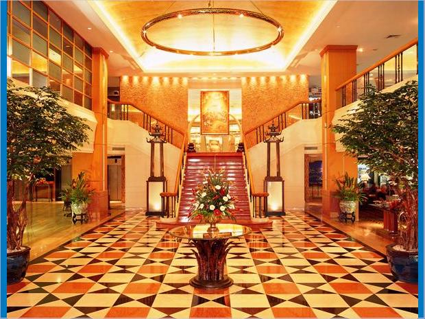  Indra Regent Hotel