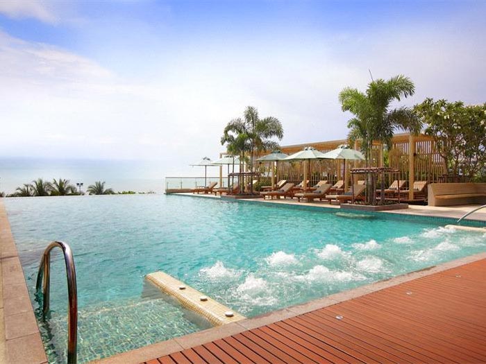 Holiday Inn Pattaya
