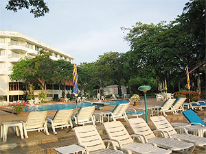  Island View Hotel
