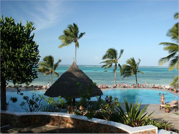  Karafuu Hotel Beach Resort