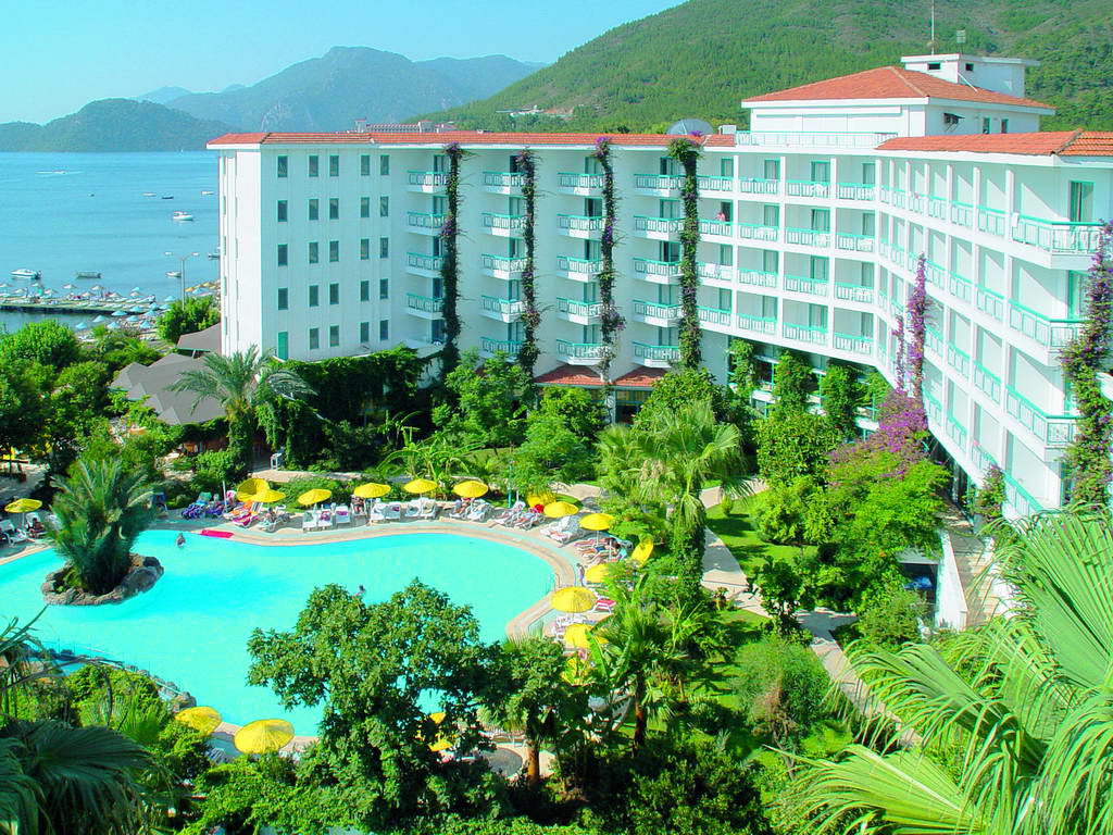  Tropikal Hotel