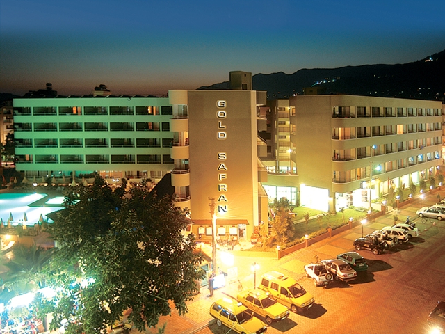  Gold Safran Hotel