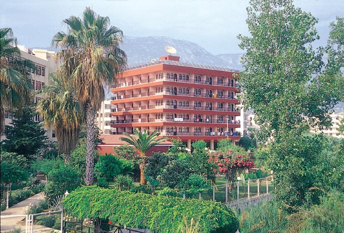  Dena Hotel