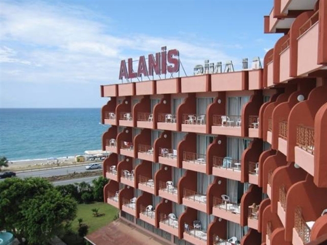  Alanis Hotel