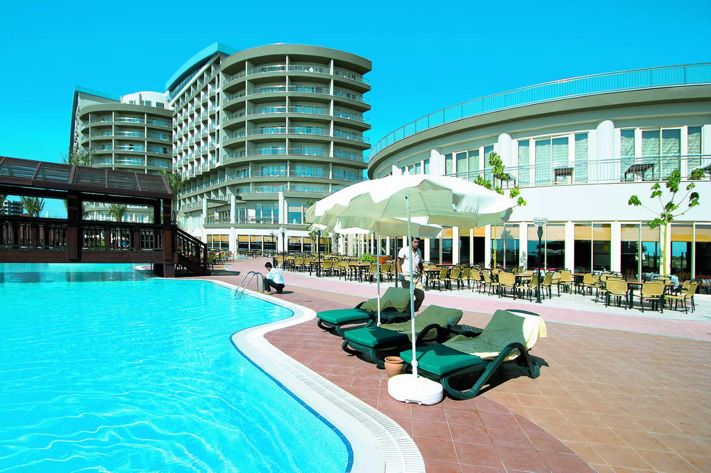 Lara Beach Hotel