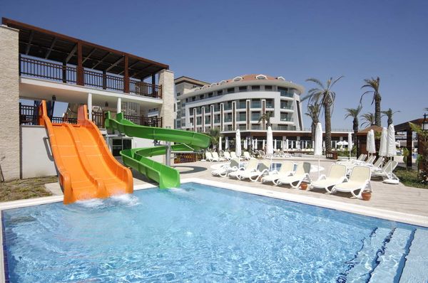  Evren Beach Resort & Spa 5*