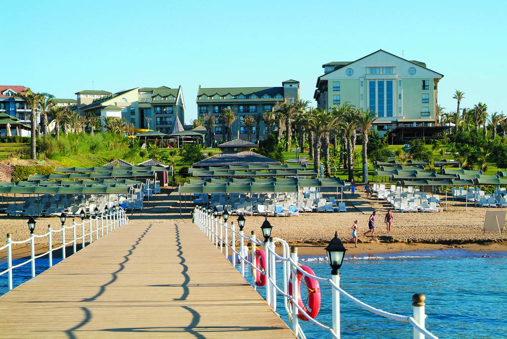  Amara Beach Resort Side