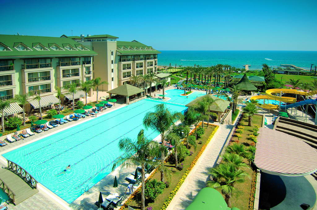 Amara Beach Resort Side