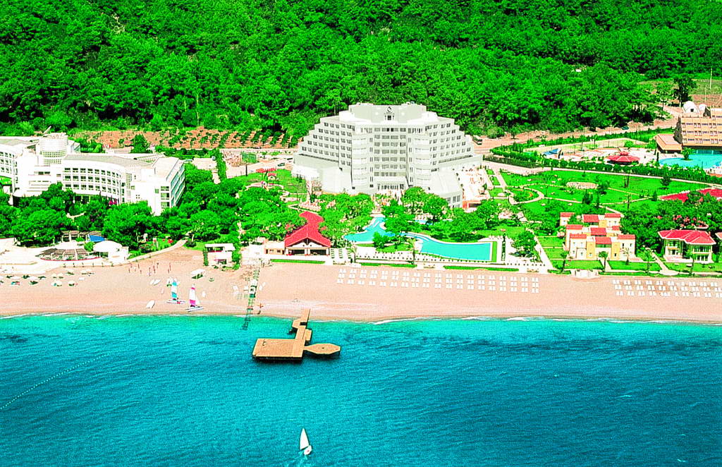  Royal Palm Resort