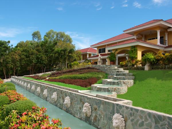  THE PEACOCK GARDEN LUXURY RESORT AND SPA