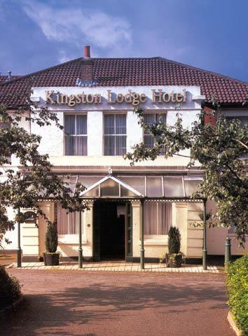  Brook Kingston Lodge