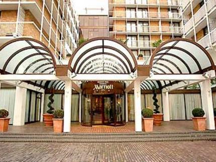  London Marriott Hotel Regents Park